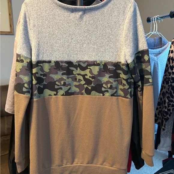 Simply Southern Collection Gray, Tan and Camouflage Blouse - Picture 4 of 4